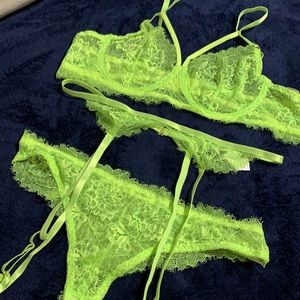 3pc set lace lingerie
